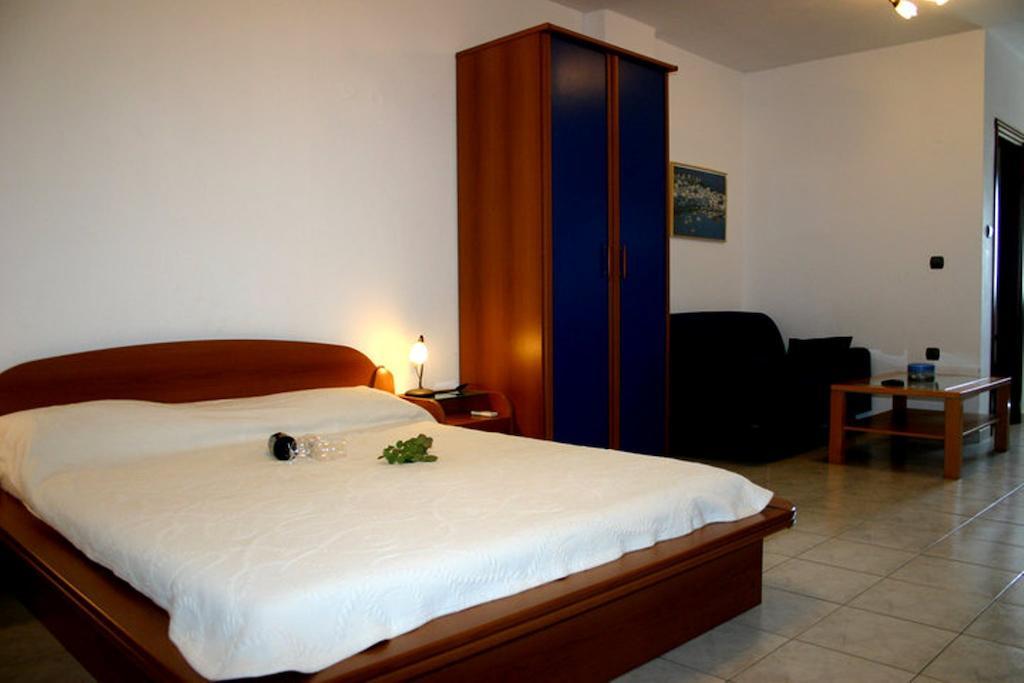 Studios Erotokritos Амолиани Номер фото